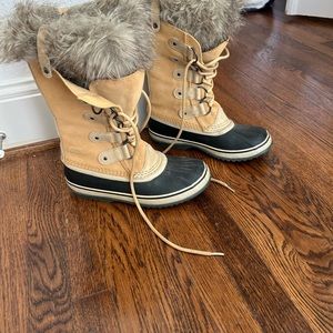 Sorel Joan of Arctic fur waterproof snow boots